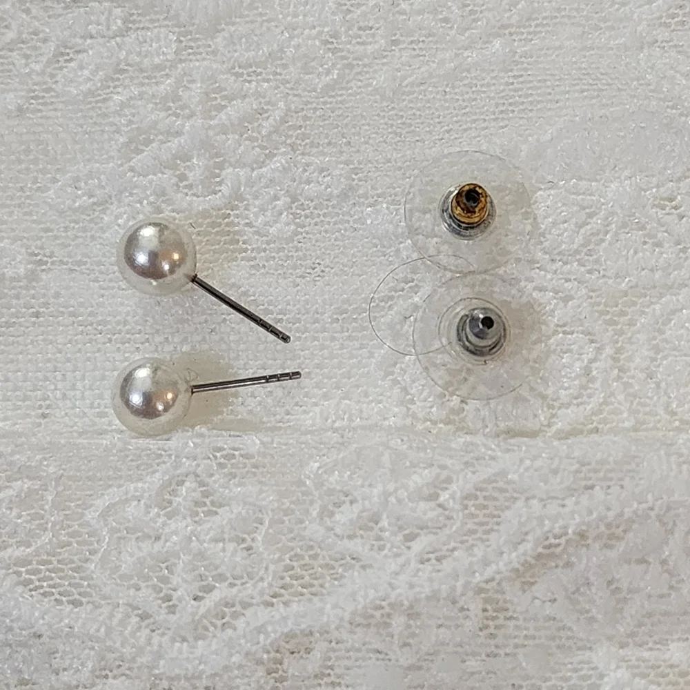 Vintage Faux Pearl Pierced Earrings
